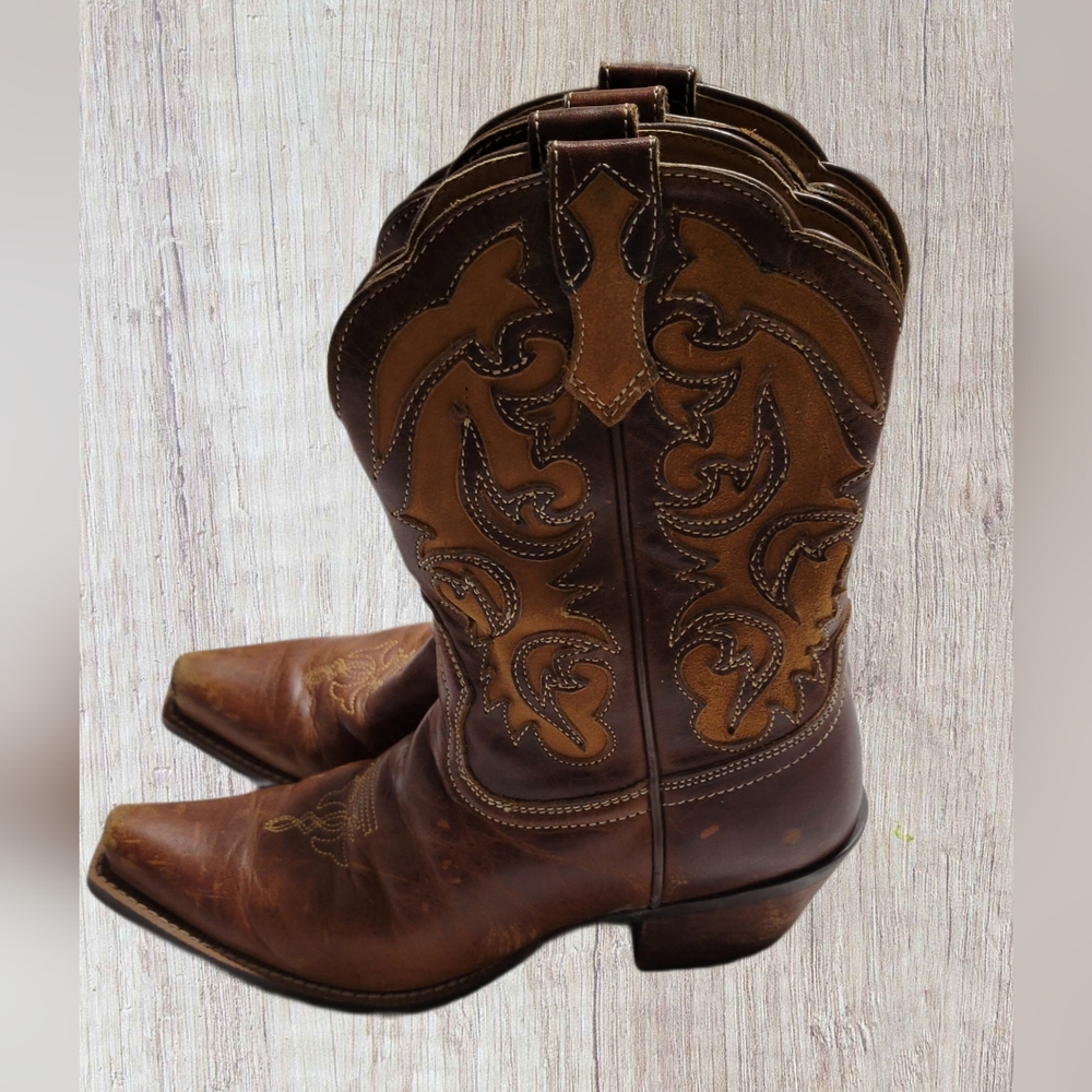 Brown Ariat Women's cowboy boots